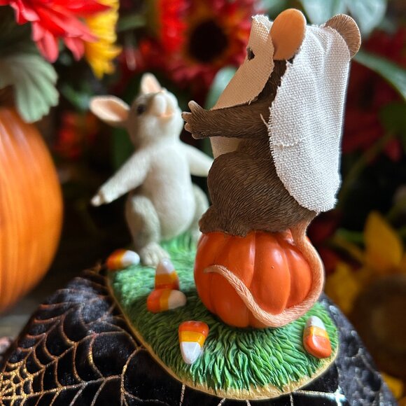 Charming Tails HALLOWEEN “BOOOO” (85/417) - Picture 8 of 12